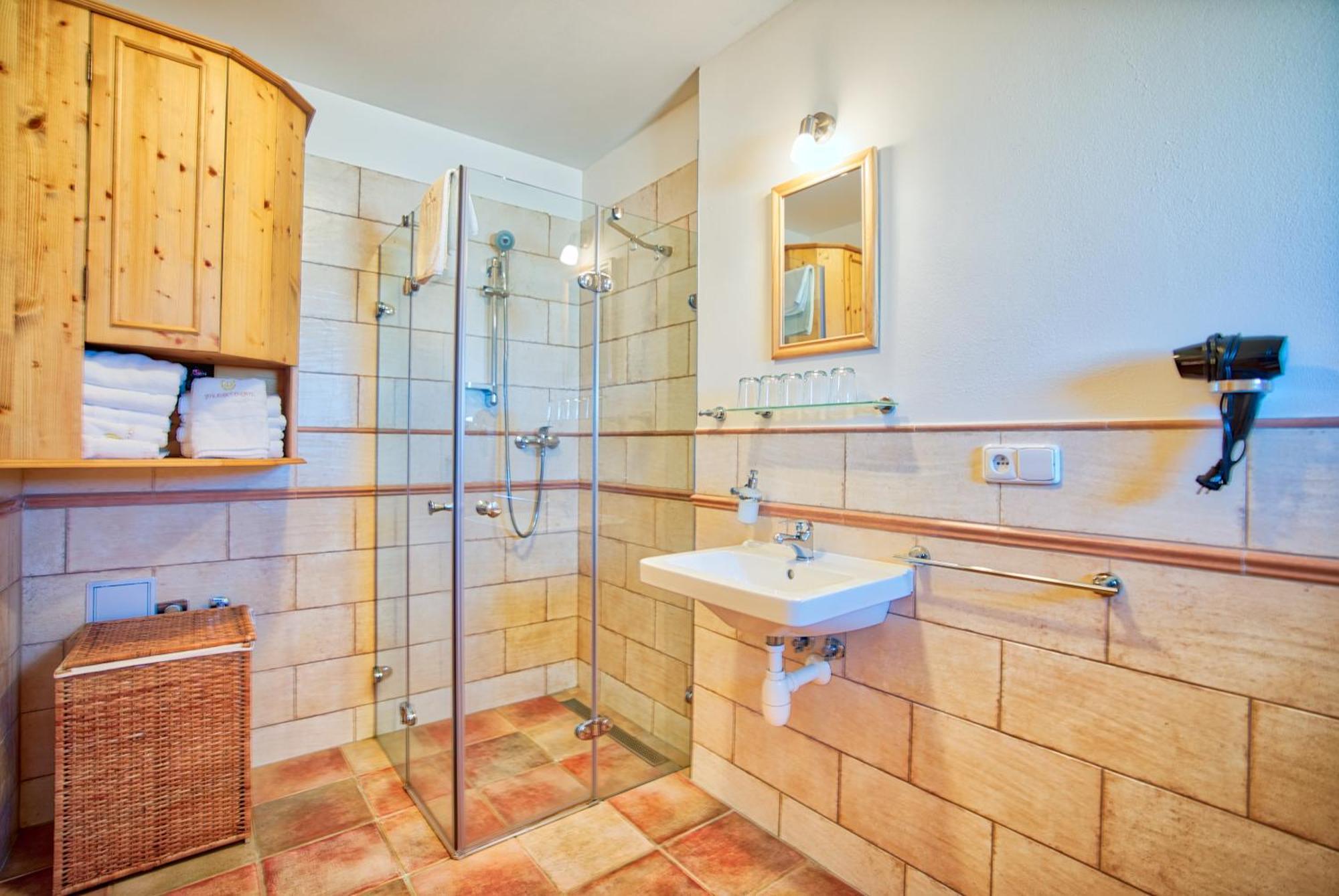 Apartmany Nad Stajemi - Jitravsky Dvorec Rynoltice Exteriör bild